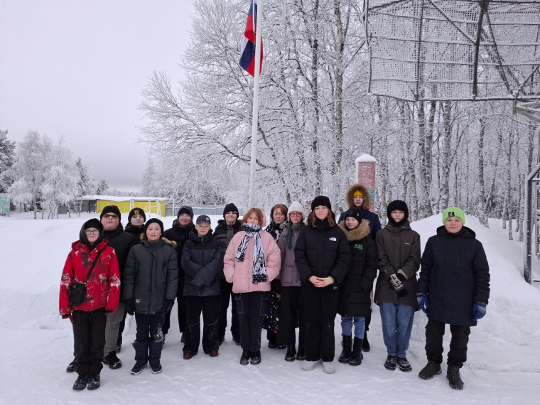 Есть такая профессия - защищать Родину.